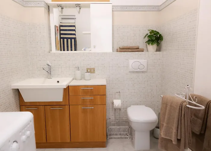 Casa Flora Brusimpiano