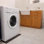 Casa Flora Дом отдыха Brusimpiano